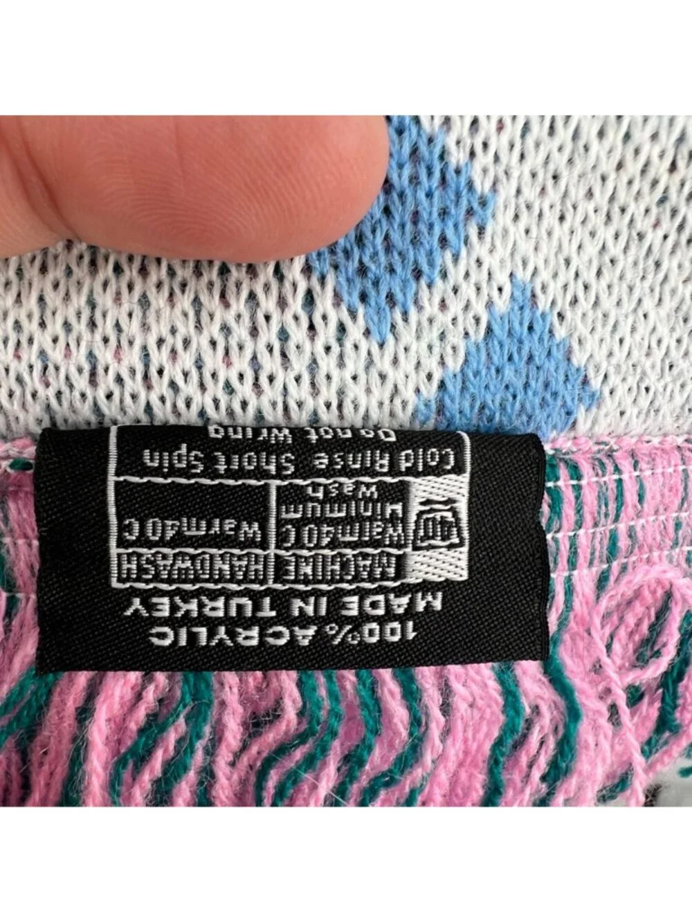 Portland Timbers PDX Airport Carpet Reversible Scarf Fringed Teal White NWT
